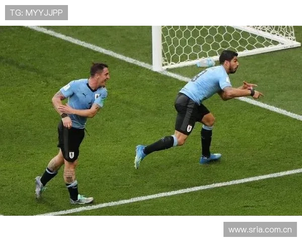 中超路易（路易斯足球）世界杯体育论坛